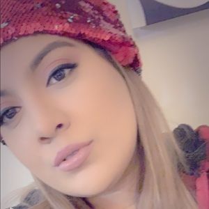 Meet your Posher, Daniela